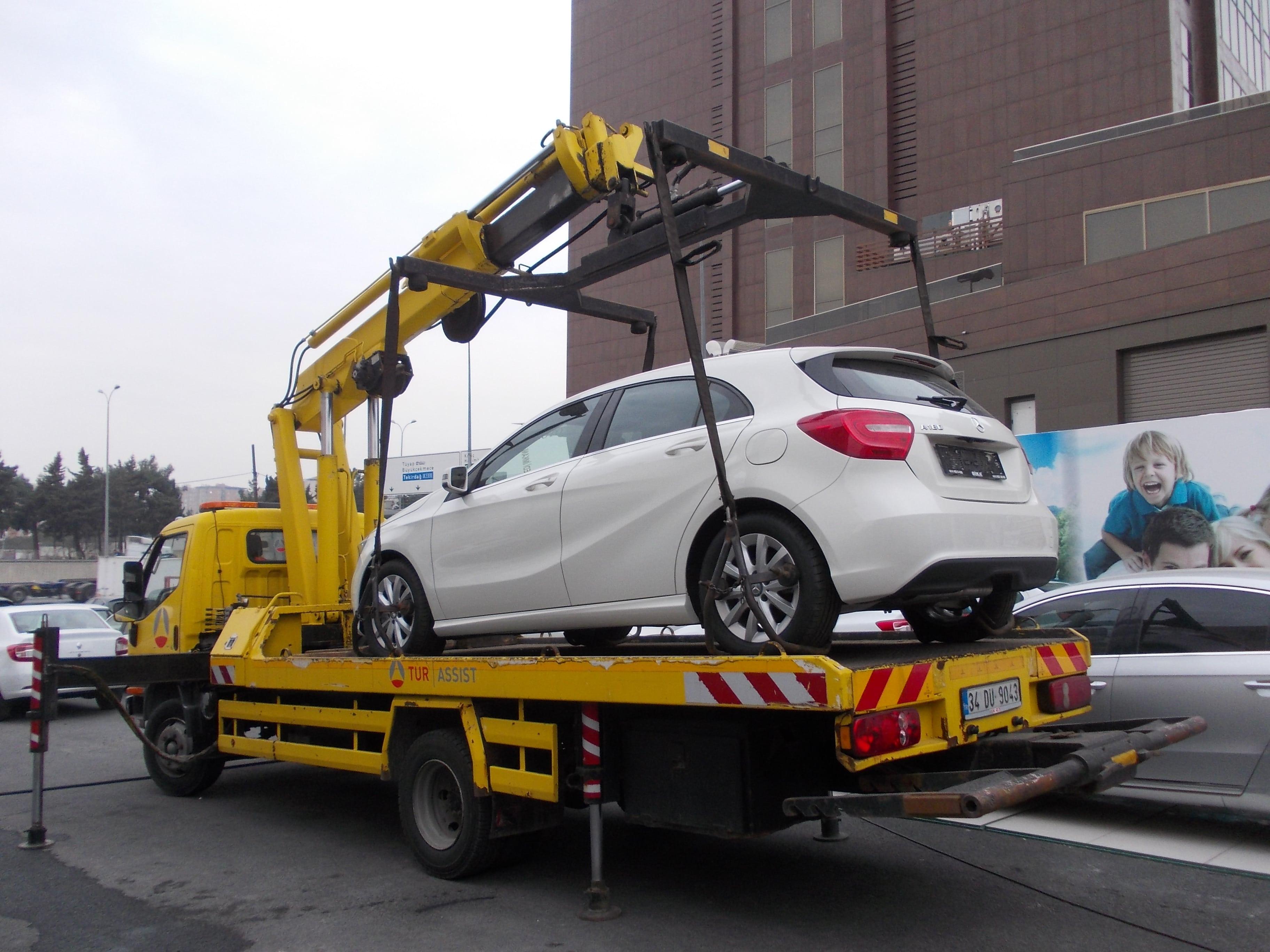 Acil Çekici Servisi